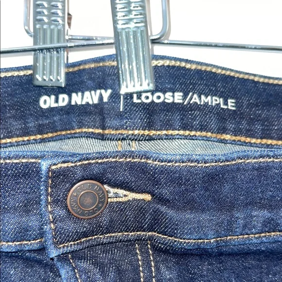 Old Navy Men's Deep Indigo Relaxed Jeans - Picture 3 of 9